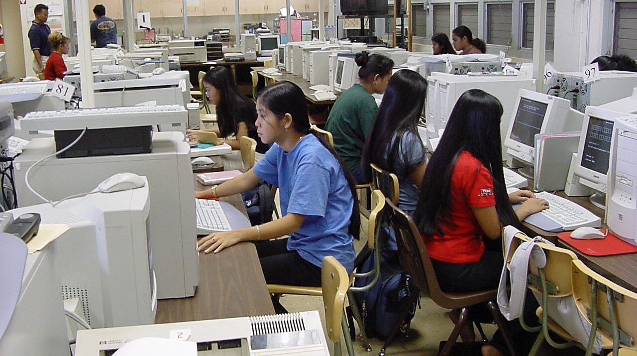 Photo: Students Working in a Computer Lab